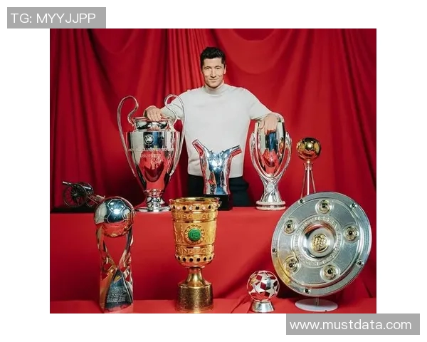 库茨卡的传奇之路：从默默无闻到足球巨星的成长历程