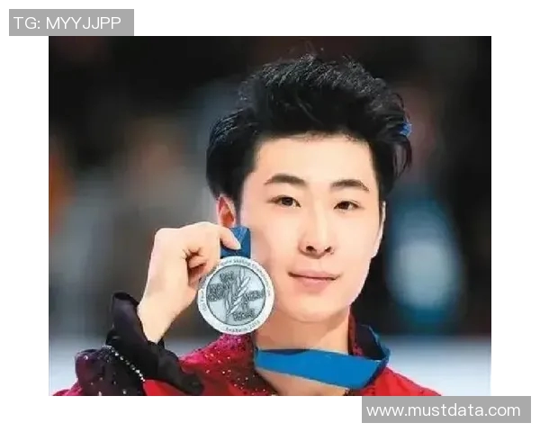 金博洋：在冰场上舞动梦想与荣耀的年轻滑冰天才